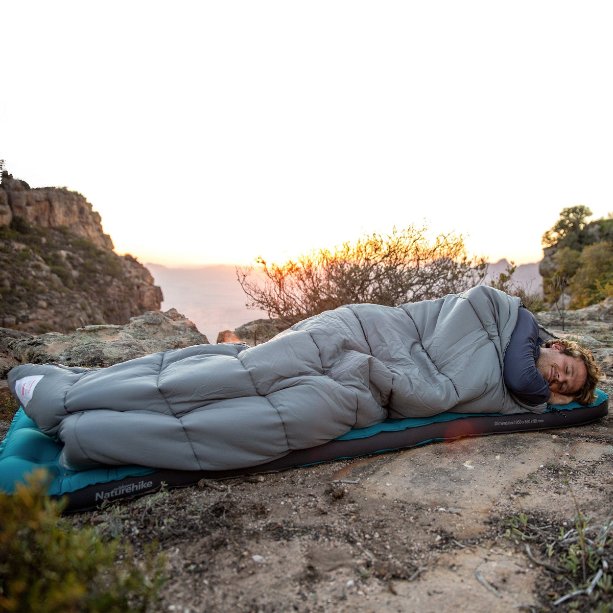 SunTherm™ MS500 Synthetic Sleeping Bag 27.4°F / 3°C